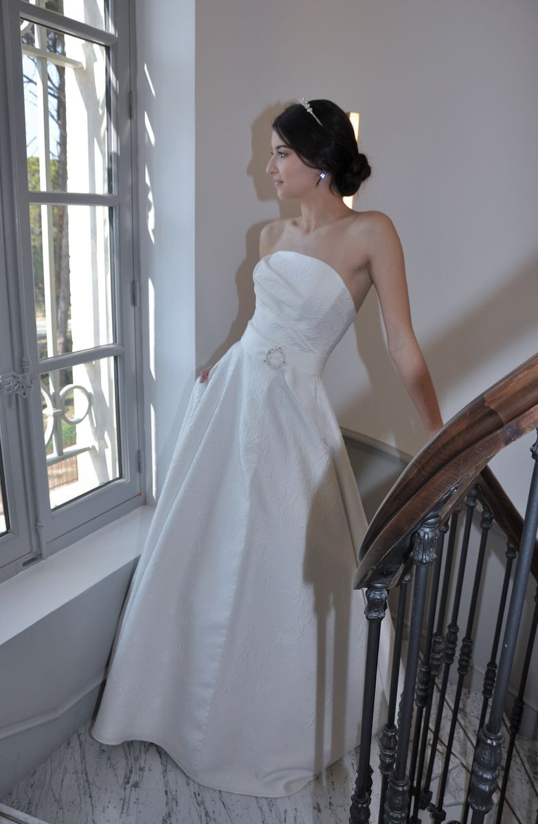 Robe de mariée simple en soie