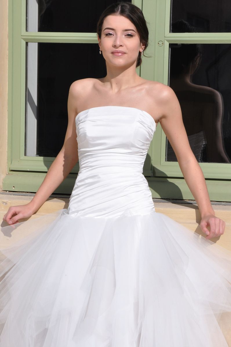 Robe de mariée en mouchoirs de tulle